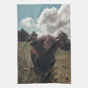 Schwarze schottische Hochlandkuh grast Vintage Ret Geschirrtuch