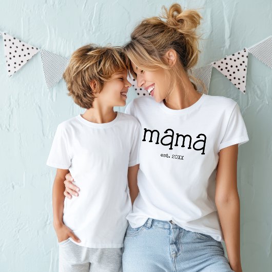 Schwarze Schrift etabliert Mama T-Shirt