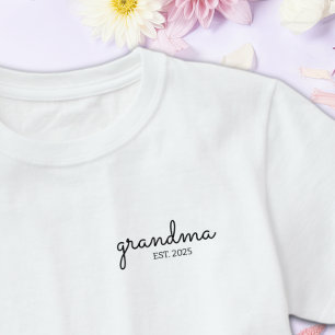 Schwarze Schriftart Oma gegründet T-Shirt