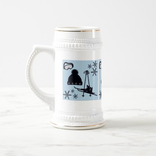Schwarze, silberne und blaue Schneedesigns. Bierglas (Links)