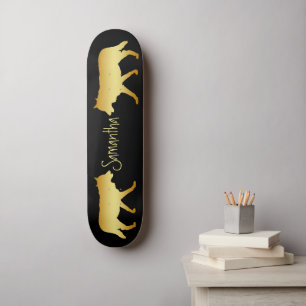 Schwarze Skateboard Gold Wölfe personalisiert