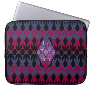 Schwarze Spacecrafts und Arrow Monogram Muster Laptopschutzhülle