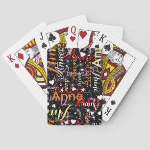 Schwarze Spielkarten mit dem Namen für ein Mädchen