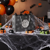 Schwarze Spinnennetze glückliches Halloween Große Geschenktüte