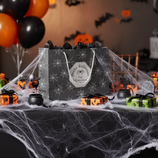 Schwarze Spinnennetze glückliches Halloween Große Geschenktüte