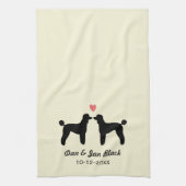 Schwarze Standardpudel mit Herzen und Text Handtuch (Vertikal)
