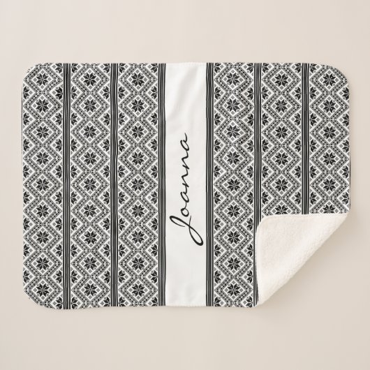 Schwarze Stickerei Sherpadecke (Vorderseite (Horizontal))