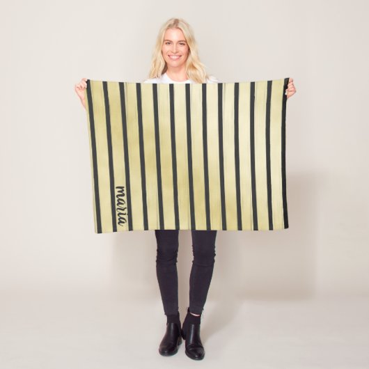 Schwarze Streifen Fleecedecke (Beispiel)