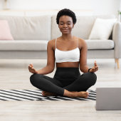 Schwarze Streifen Yogamatte