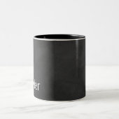 Schwarze Tafel mit dem Wort "Staunen" Zweifarbige Tasse (Mittel)