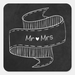 Schwarze Tafel Mr & Mrs Hochzeitsankündigung Quadratischer Aufkleber