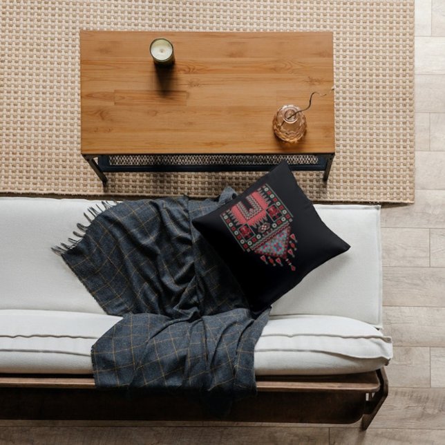 Schwarze Tatreez Thobe Kunstwerk Muster Henna Deko Kissen (Von Creator hochgeladen)