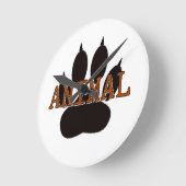 Schwarze Tierpfoten Runde Wanduhr (Winkel)