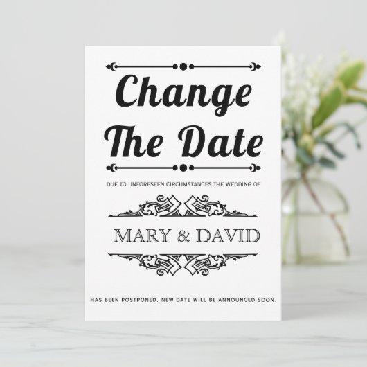 Schwarze Typografie Ändern Sie das Datum Ankündigu Save The Date (Stehend Vorderseite)