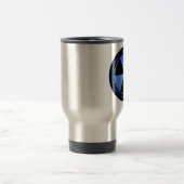 Schwarze u. blaue Strahlungs-Symbol-Tasse mit Text Reisebecher (Mittel)