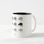 Schwarze u. weiße gemusterte Kiwi-Vögel Zweifarbige Tasse (VorderseiteRechts)
