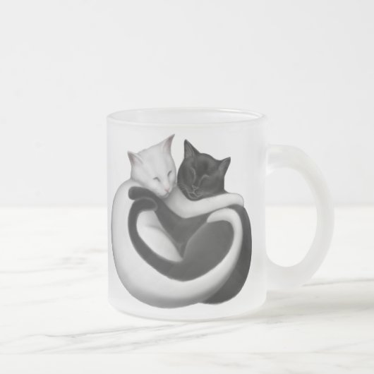 Schwarze u. weiße Liebe-Katzen-Tasse Mattglastasse (Rechts)
