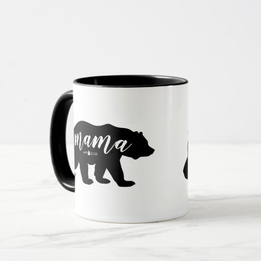 Schwarze u. weiße Skript-Mutter Bear Established Tasse (Vorderseite Links)