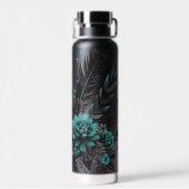 Schwarze und Aquamarine Federn und Blume Trinkflasche (Rückseite)