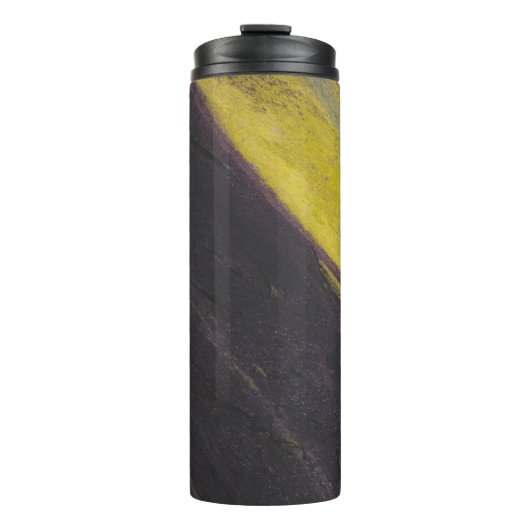 Schwarze und gelbe Oberfläche Thermosbecher (Vorderseite)