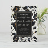 Schwarze und goldene florale Verlobung Einladung (Stehend Vorderseite)