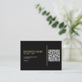 Schwarze und goldene Visitenkarte mit QR-Code (Stehend Vorderseite)