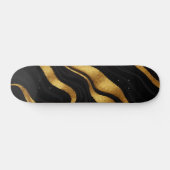 Schwarze und goldene Wellen-Abstract-Design Skateboard (Horizontal)