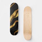 Schwarze und goldene Wellen-Abstract-Design Skateboard (Vorderseite)