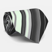 Schwarze und graue Streifen auf tadellosem grünem Krawatte (Gerollt)