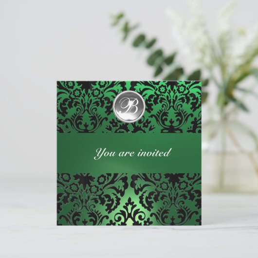 SCHWARZE UND GRÜNE DAMASK GEM STEIN MONOGRAMM, wei Einladung (Stehend Vorderseite)