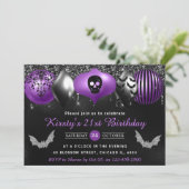 Schwarze und Lila Halloween-Ornamente 21. Geburtst Einladung (Stehend Vorderseite)