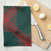 Schwarze und rote Kugeln oder Löcher über grünem H Geschirrtuch (Viertel Falte)