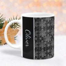 Schwarze und Silberschneeflocken Weihnachts-Tasse