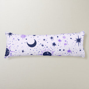 Schwarze und violette Himmelssonne Mond Sterne Seitenschläferkissen