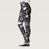 SCHWARZE UND WEISSE HALLOWEEN DOODLES LEGGINGS (Links)