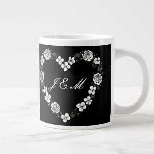 Schwarze und weiße Hochzeitstasse Herz Floral Jumbo-Tasse