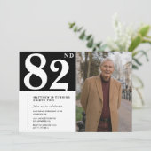 Schwarze und Weiße Männer 82. Geburtstag Einladung (Stehend Vorderseite)