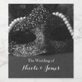 Schwarze und weiße Maskerade Maske & Perlen Weinke Weinetikett (Einzelnes Label)