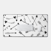 Schwarze und weiße Pfeile und Herzen Schreibtischunterlage (Tastatur & Maus)