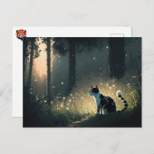 Schwarze und weiße Piebaldkat im Wald Postkarte (Vorne/Hinten)