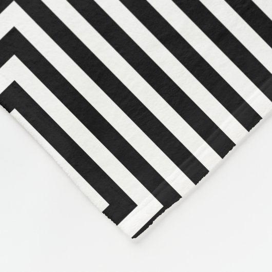 Schwarze und weiße Quadrate Fleecedecke (Ecke)
