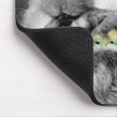 Schwarze und weiße Silkie-Hühner mit gelben Hühner Mousepad (Ecke)