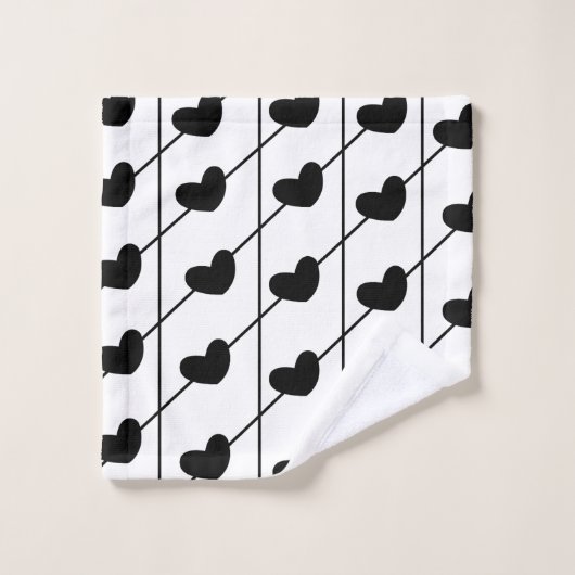 Schwarze und weiße Streifen mit schwarzen Herzen Badhandtuch Set (Waschlappen)