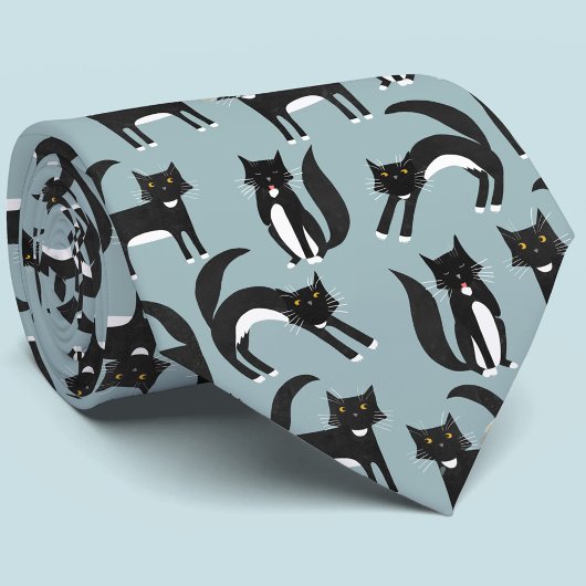 Schwarze und weiße Tuxedo Katzen Krawatte