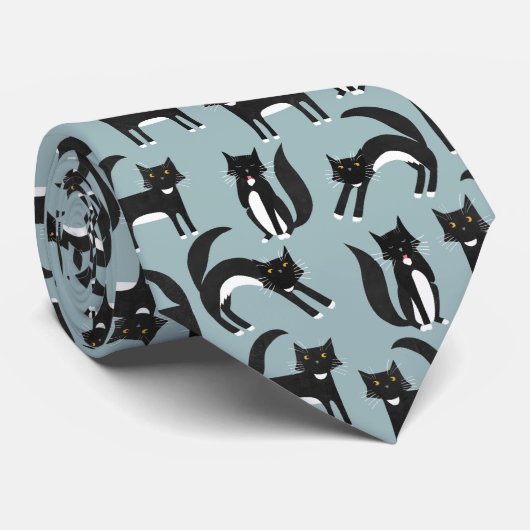 Schwarze und weiße Tuxedo Katzen Krawatte (Gerollt)