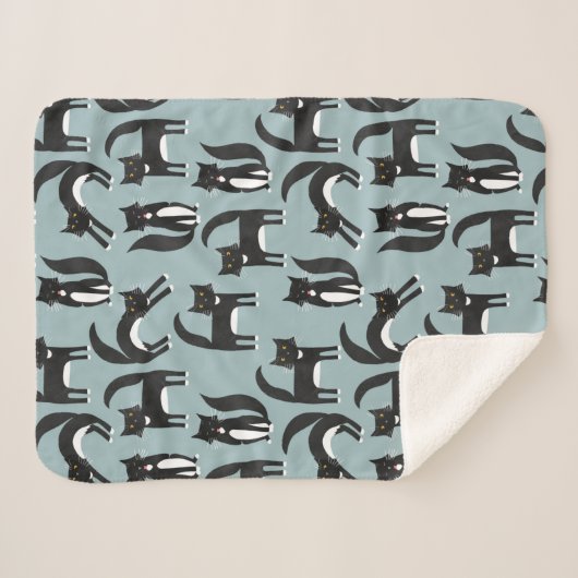 Schwarze und weiße Tuxedo-Katzen Sherpadecke (Vorderseite (Horizontal))