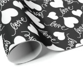 Schwarze und weiße whimsical-kursive Liebe und Her Geschenkpapier (Rolleneckpunkt)