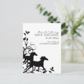 Schwarze und Weiße Wildpferde Save the Date Ankündigungspostkarte (Stehend Vorderseite)