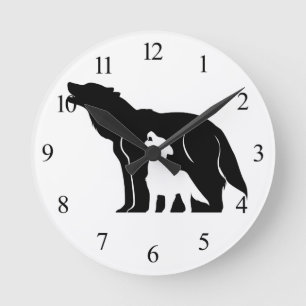 Schwarze und weiße Wölfe Runde Wanduhr
