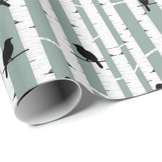 Schwarze Vögel auf einem Baumstamm Wrapping Paper Geschenkpapier (Rolleneckpunkt)